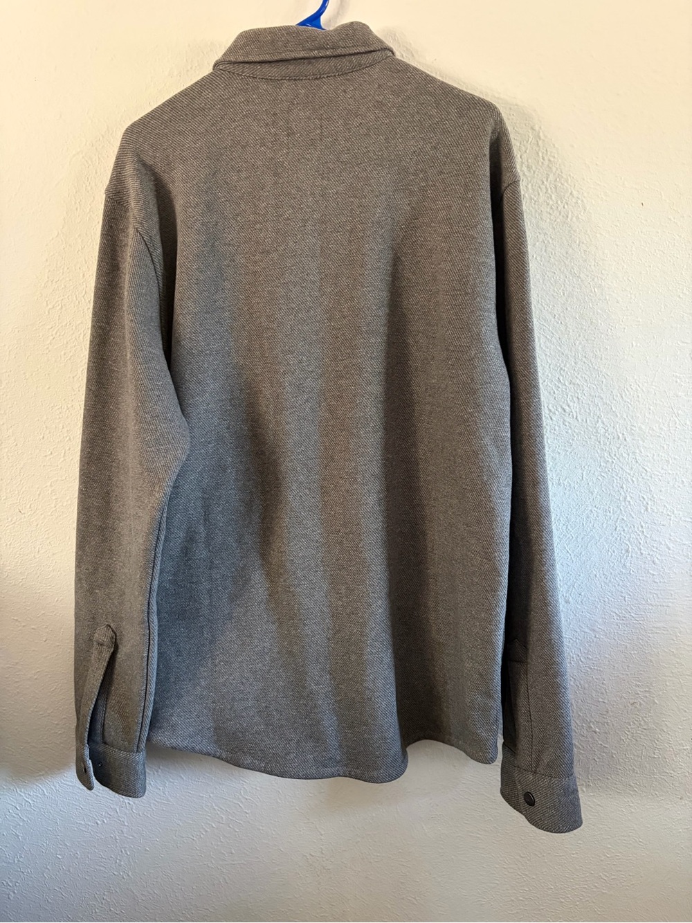 Vuori Gray Casual Button-Down Shirt Jacket - Picture 2 of 5